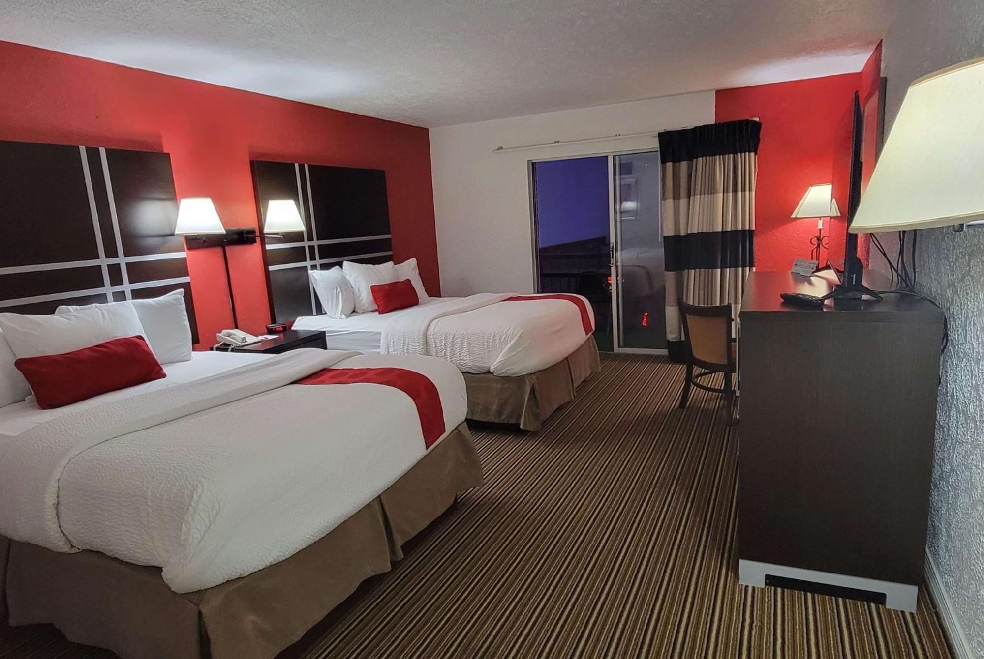 Ramada By Wyndham מאונטיין הום מראה חיצוני תמונה