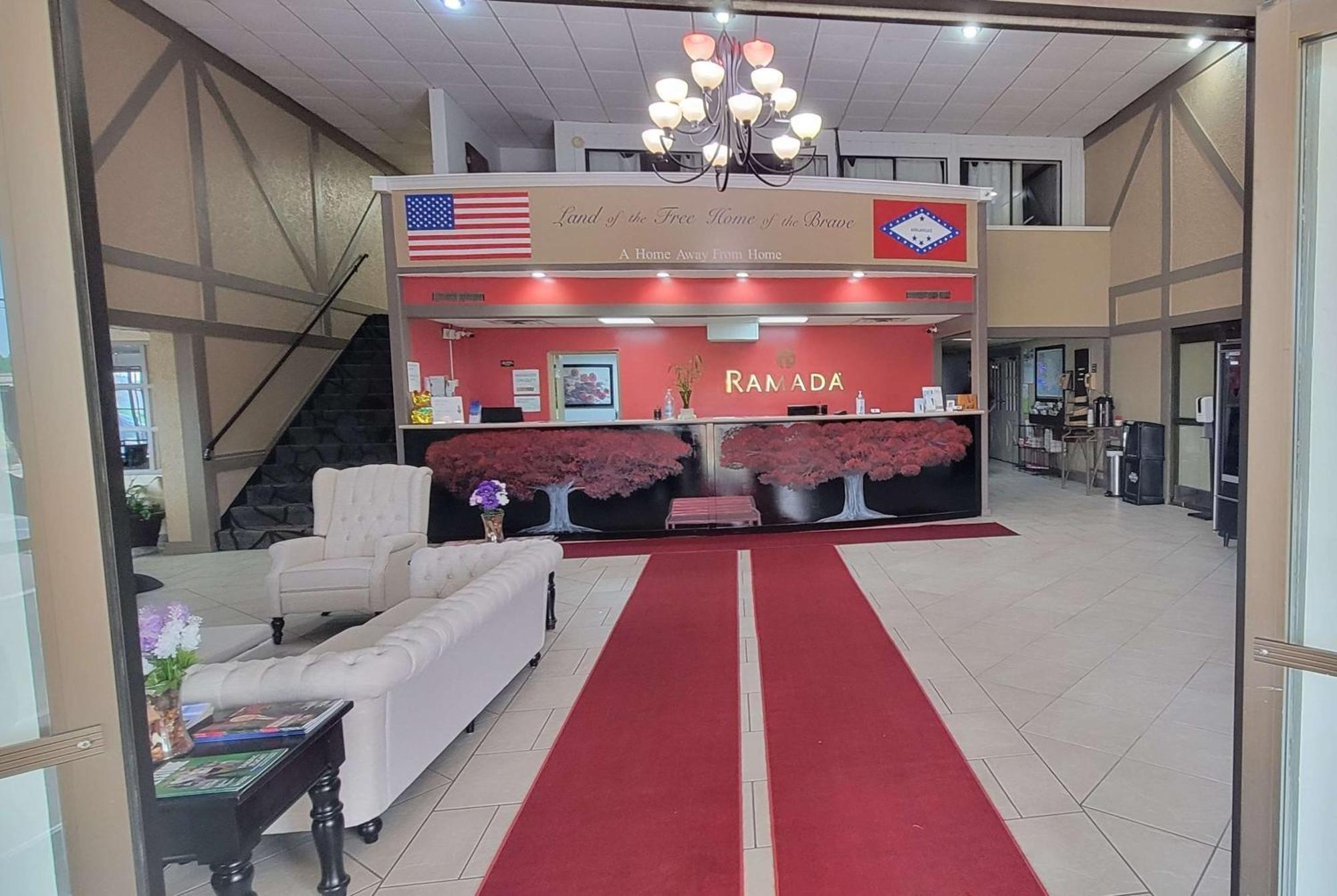 Ramada By Wyndham מאונטיין הום מראה חיצוני תמונה